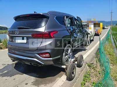 Photo 1 of 19: 2019 Hyundai Santa Fe TM 4WD Gasoline — Korean insurance auction