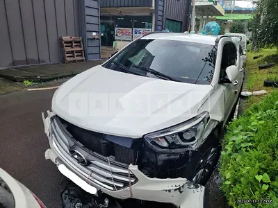 Photo 1 of 46: 2016 Hyundai Santa Fe, VIN KMHSW81UBGU629144 — Korean insurance auction