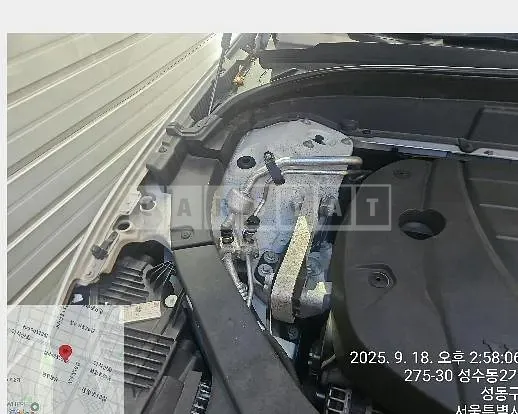 Photo 2 of 9: 2019 Volvo XC60D5 AWD — Korean insurance auction