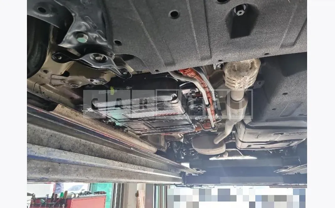 Photo 2 of 2: 2024 Kia (parts) Carnival Hybrid Battery — Korean insurance auction
