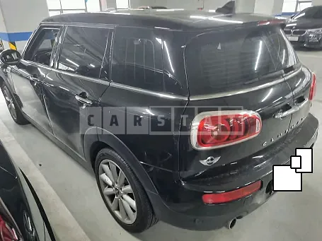 Photo 2 of 9: 2018 MINI Cooper D Clubman, VIN WMWLR9100J2E69133 — Korean insurance auction