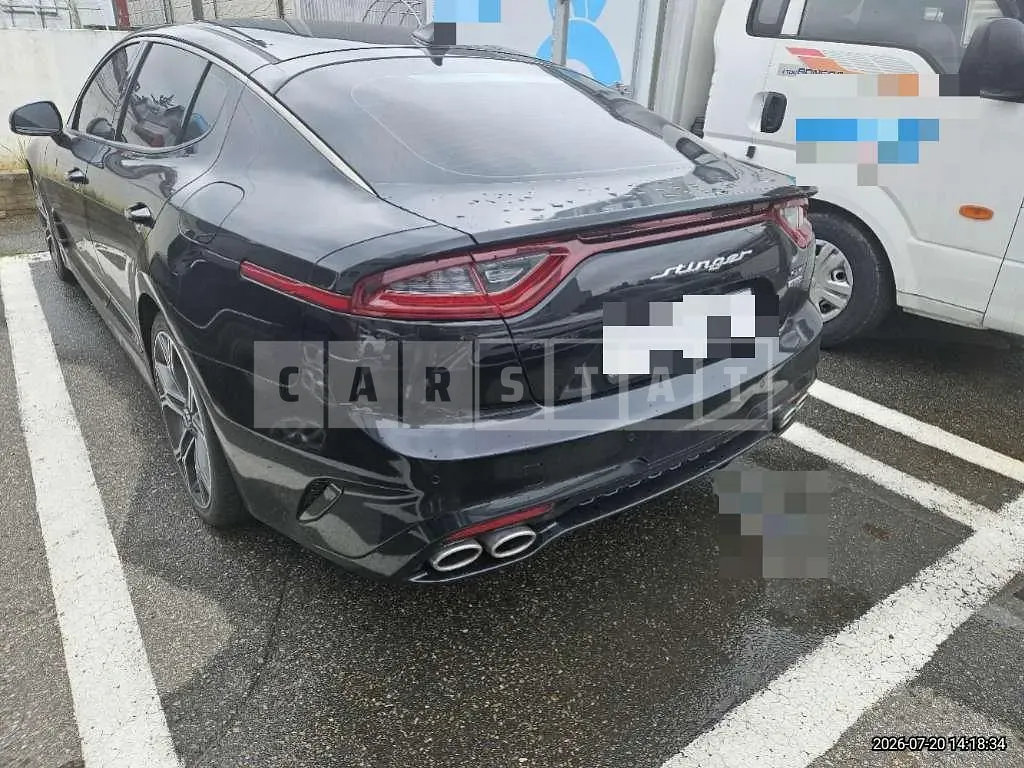Photo 2 of 38: 2019 Kia Stinger 2.0 AWD — Korean insurance auction