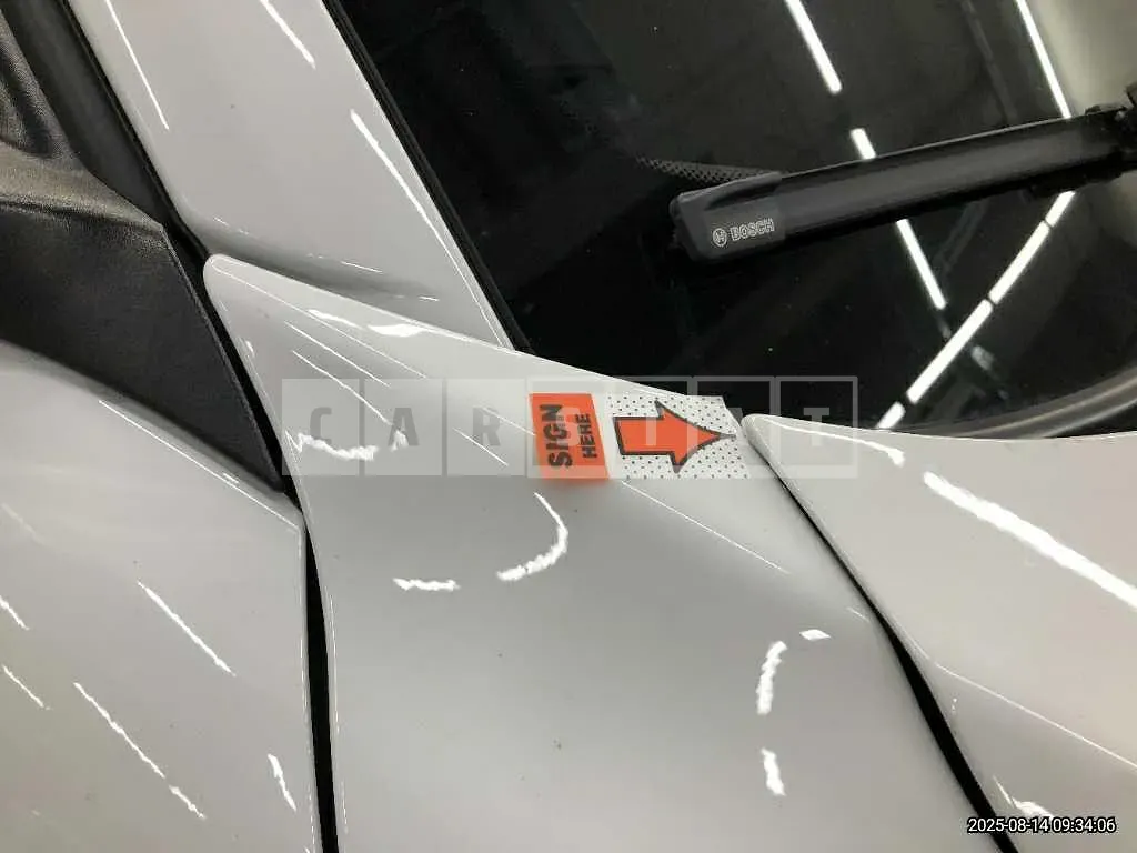Photo 2 of 12: 2015 BMW 118d — Korean insurance auction