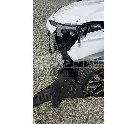 Photo 2 of 17: 2021 Hyundai Santa Fe — Korean insurance auction