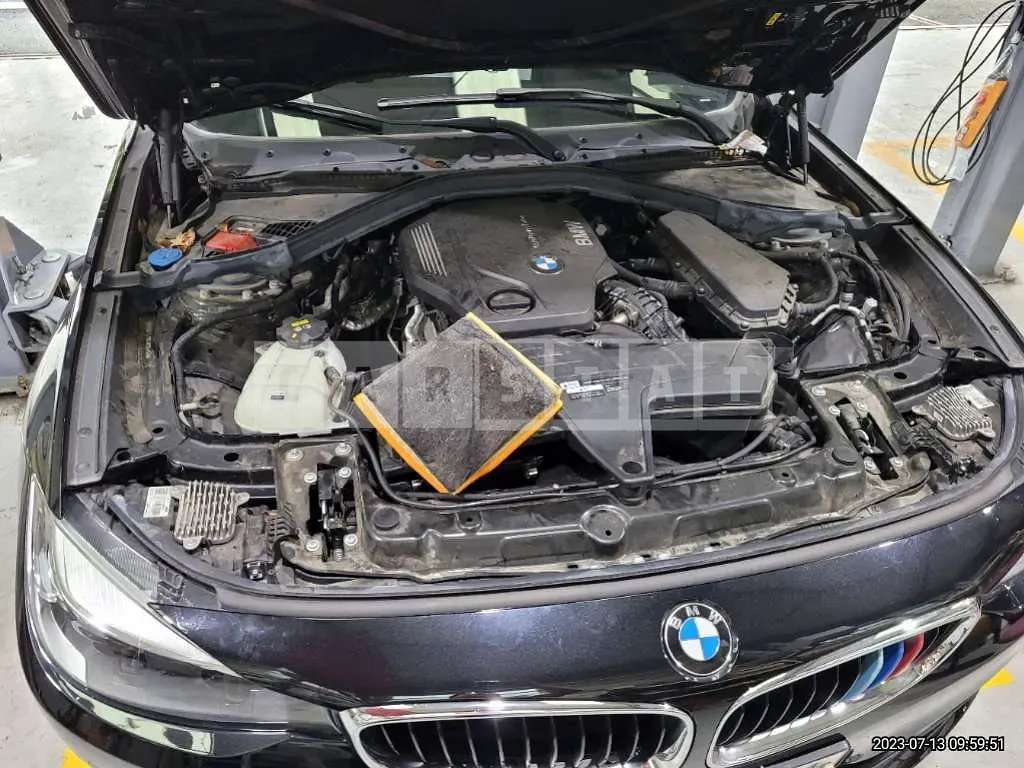 Photo 2 of 23: 2020 BMW 320d Gran Turismo Rde, VIN WBA8T3106LBX94454 — Korean insurance auction