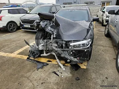 Photo 1 of 34: 2018 BMW 520d, VIN WBAJC3101JWB77750 — Korean insurance auction