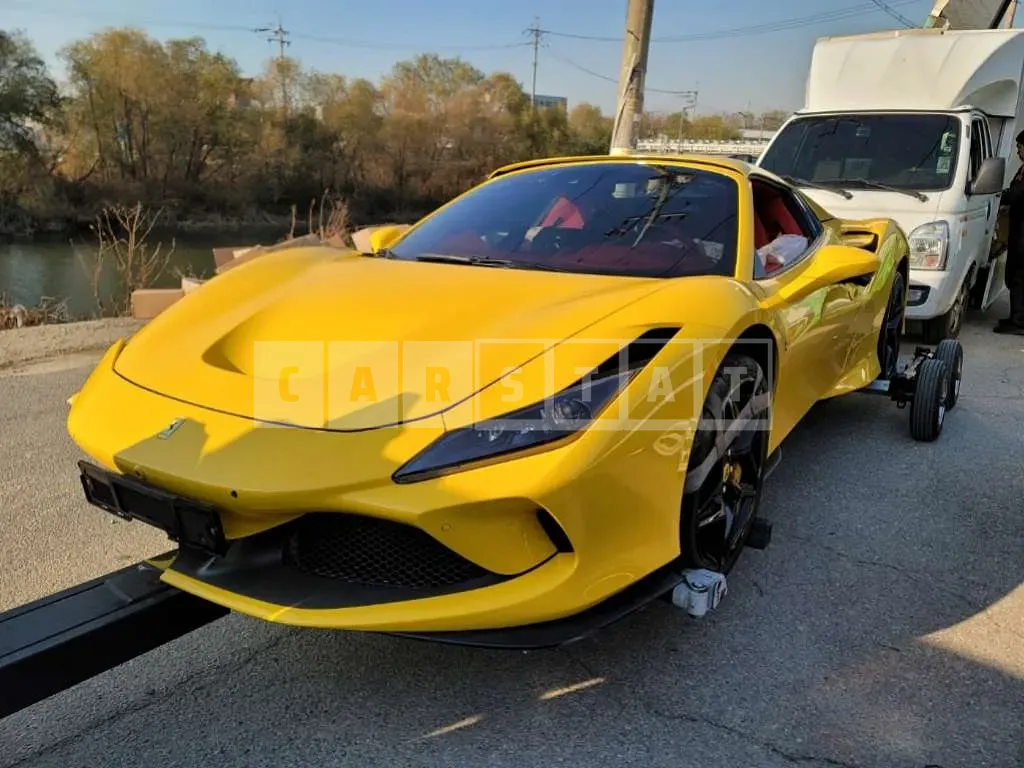 Photo 2 of 49: 2022 Ferrari F8 Spider, VIN ZFF93LML3N0280848 — Korean insurance auction