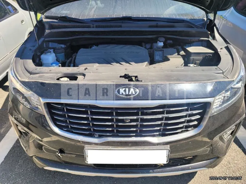 Photo 2 of 16: 2019 Kia Carnival Limousine, VIN KNAME81ABKS571997 — Korean insurance auction