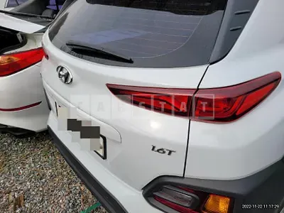 Photo 1 of 11: 2019 Hyundai Kona, VIN KMHK4815GKU400685 — Korean insurance auction