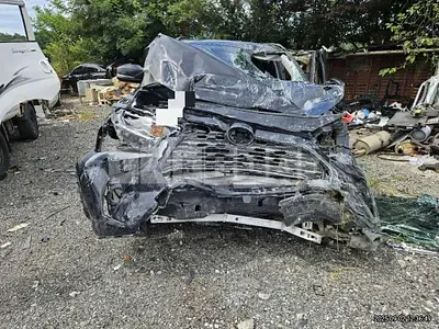 Photo 1 of 34: 2019 Toyota Lave 4 Hybrid AWD — Korean insurance auction