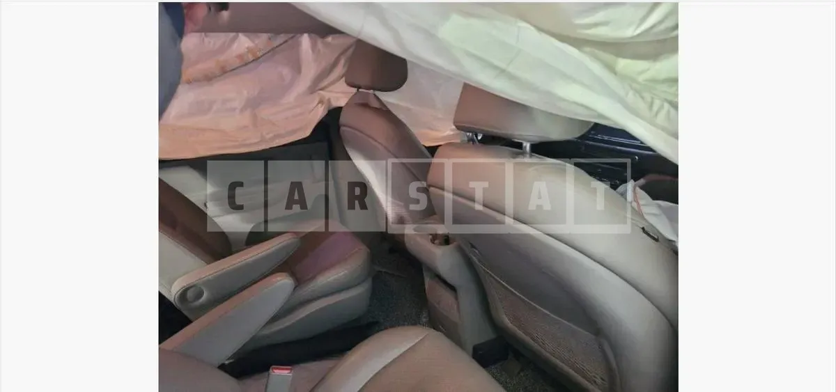 Photo 2 of 17: 2014 Kia Carnival — Korean insurance auction