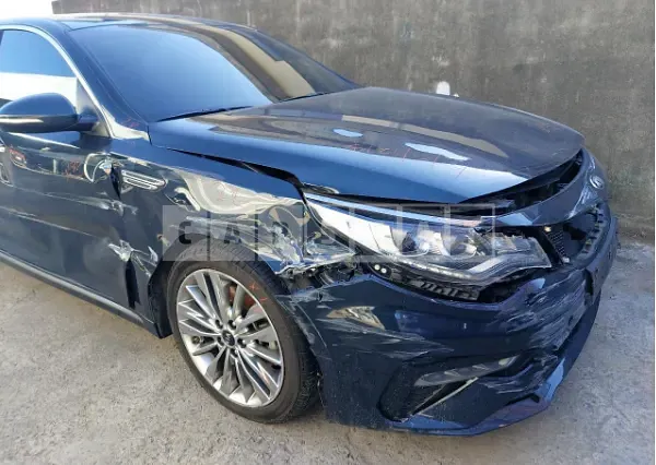 Photo 2 of 15: 2019 Kia K5, VIN KNAGU411BKA253545 — Korean insurance auction