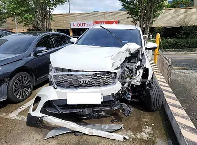 Photo 1 of 14: 2020 Kia Sorento — Korean insurance auction