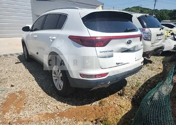 Photo 2 of 11: 2018 Kia Sportage, VIN KNAPM813BJK356988 — Korean insurance auction