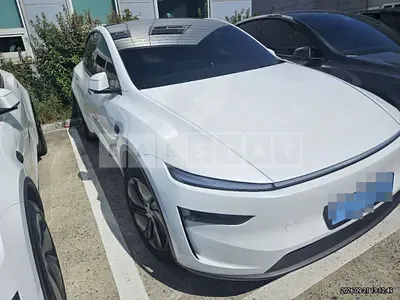 Photo 1 of 44: 2026 Tesla Model Y Premium Long Range AWD — Korean insurance auction