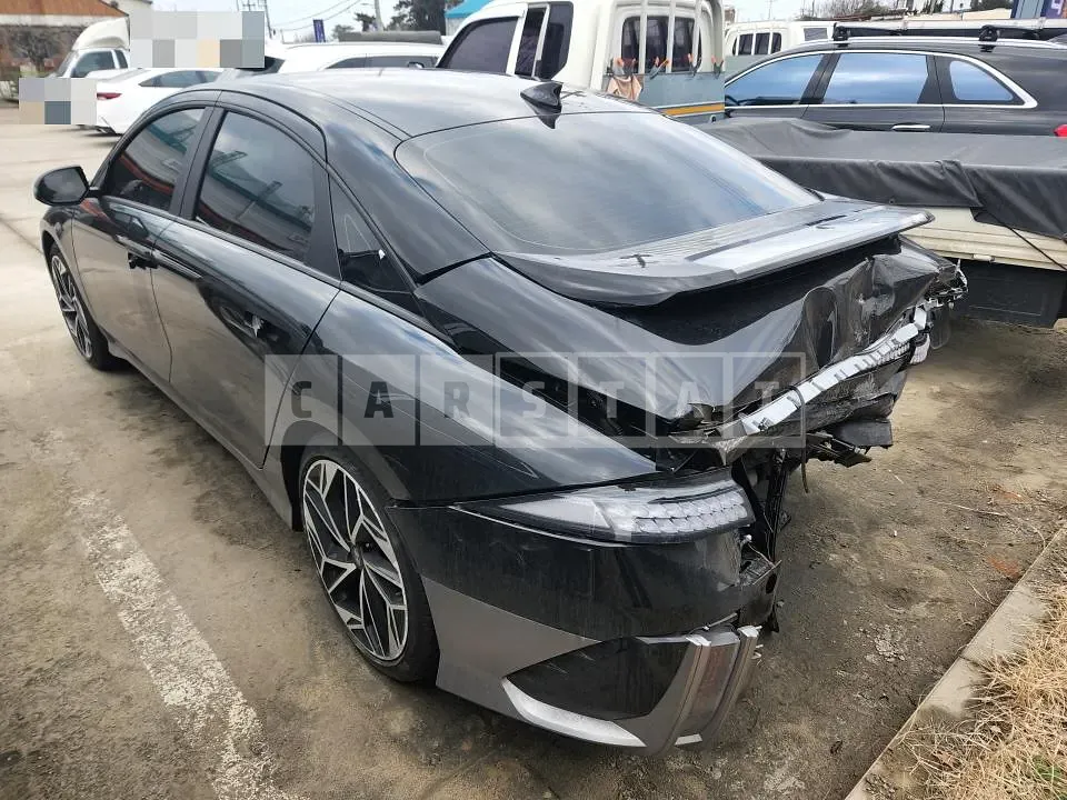Photo 2 of 8: 2022 Hyundai IONIQ 6 Long Range, VIN KMHM241AFPA002125 — Korean insurance auction