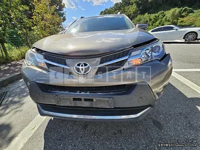 Photo 1 of 8: 2015 Toyota RAV4 4WD — Korean insurance auction