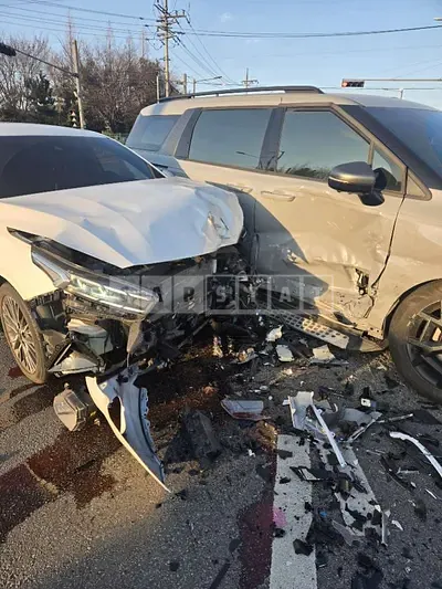 Photo 1 of 1: 2023 Kia Kz — Korean insurance auction