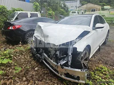 Photo 1 of 36: 2025 Mercedes-Benz E 200 — Korean insurance auction