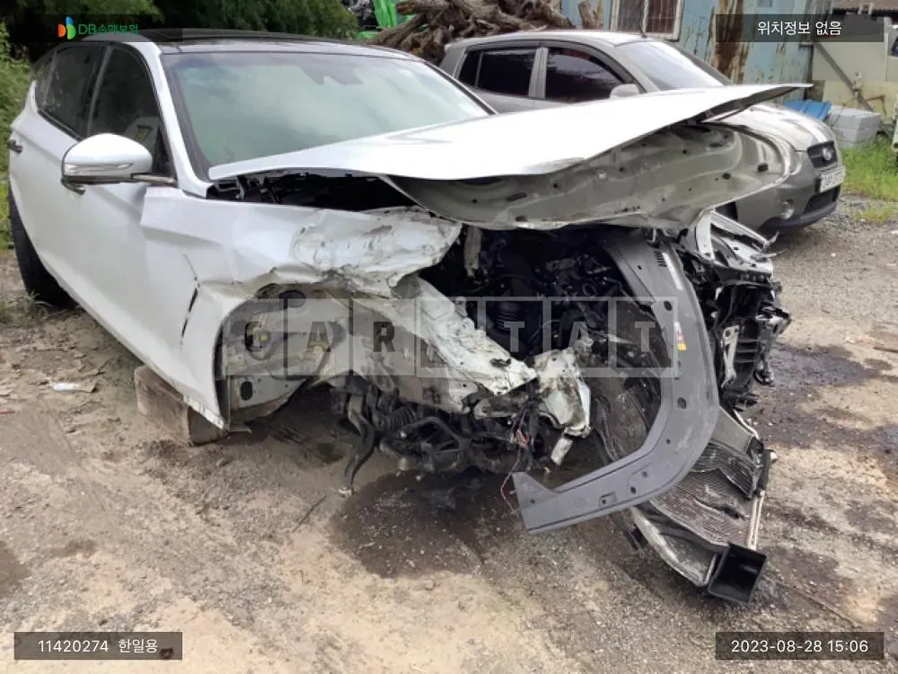 Photo 2 of 27: 2019 Genesis G70, VIN KMTG541EDKU039103 — Korean insurance auction