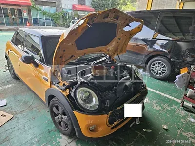 Photo 1 of 6: 2015 MINI Cooper D Five-Door — Korean insurance auction