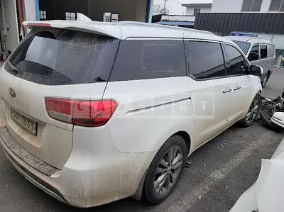 Photo 1 of 6: 2017 Kia Carnival, VIN KNAMC81ABHS304170 — Korean insurance auction