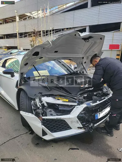 Photo 1 of 8: 2021 Audi R8 V10 Peformance, VIN WUAZZZFX3N7900236 — Korean insurance auction