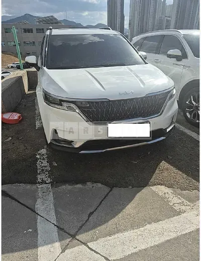 Photo 1 of 46: 2023 Kia Carnival — Korean insurance auction