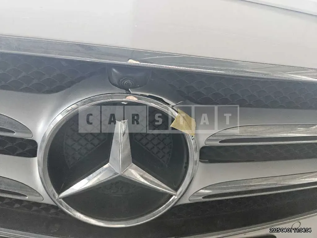 Photo 2 of 13: 2019 Mercedes-Benz E300 4Matic — Korean insurance auction