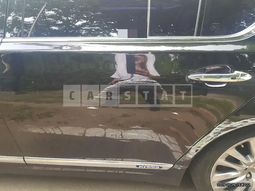 Photo 2 of 31: 2015 Lexus LS600HL — Korean insurance auction