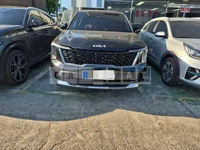 Photo 1 of 9: 2023 Kia Sorento — Korean insurance auction