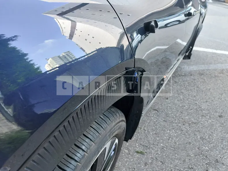 Photo 2 of 15: 2021 Kia EV6 — Korean insurance auction