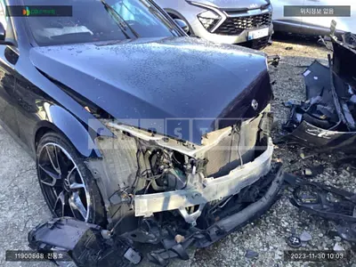 Photo 1 of 7: 2017 Mercedes-Benz C200 d, VIN WDDWF3HB2JR311061 — Korean insurance auction