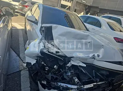2025 Mercedes-Benz E 200
