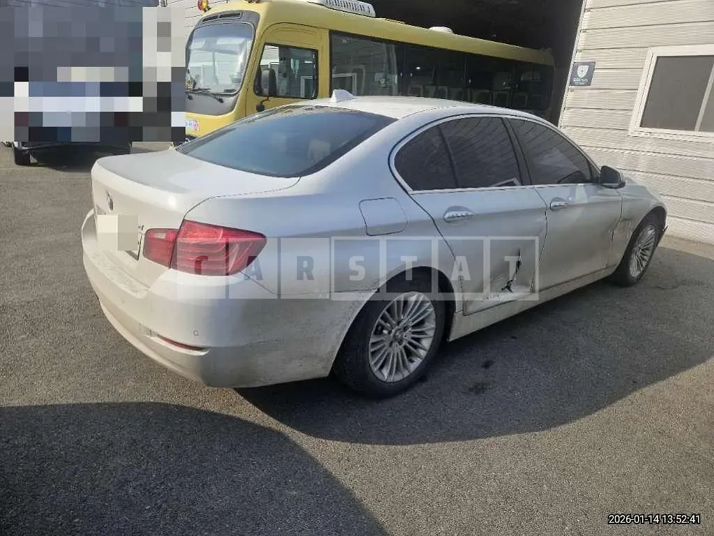 Photo 2 of 17: 2015 BMW 520d — Korean insurance auction