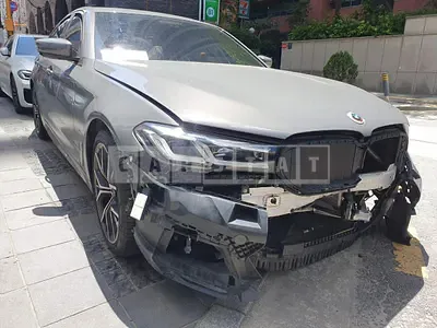2022 BMW BMW 520i