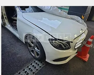 Photo 1 of 15: 2018 Mercedes-Benz E200 — Korean insurance auction