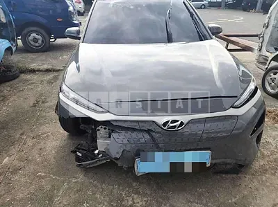 Photo 1 of 27: 2018 Hyundai Kona Electric, VIN KMHK381GFKU013222 — Korean insurance auction