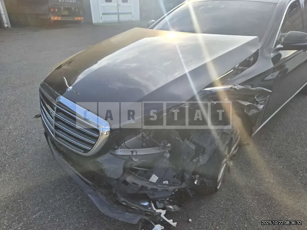 Photo 2 of 12: 2019 Mercedes-Benz E300 4Matic — Korean insurance auction