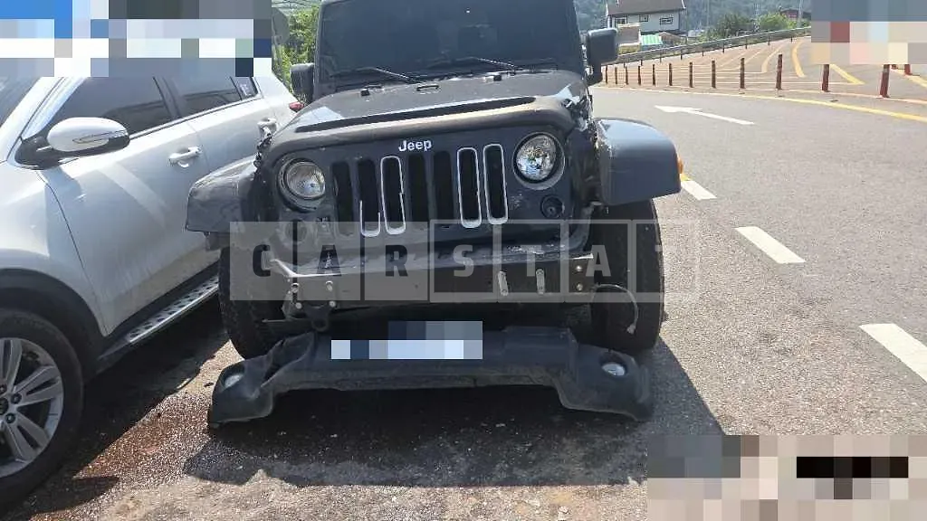 Photo 2 of 7: 2017 Jeep Ziplanger 3.6 Sahara — Korean insurance auction