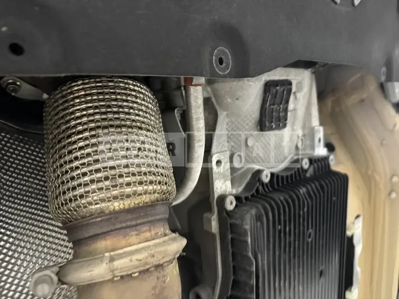 Photo 2 of 4: 2023 BMW (parts) 320i Exhaust Pipe — Korean insurance auction