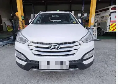 Photo 1 of 12: 2014 Hyundai Santa Fe DM — Korean insurance auction