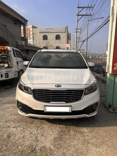 Photo 1 of 18: 2015 Kia Carnival, VIN KNAMC81ABGS111387 — Korean insurance auction