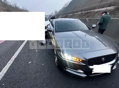 Photo 1 of 11: 2016 Jaguar XE 2.0d — Korean insurance auction