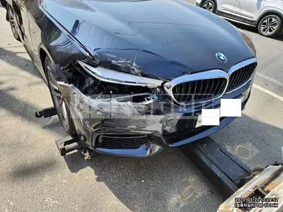 Photo 1 of 3: 2018 BMW 530i, VIN WBAJD3107JWC14443 — Korean insurance auction