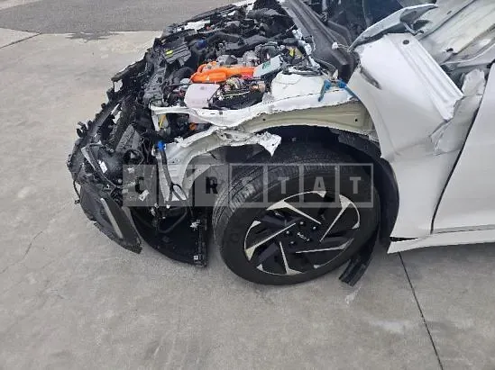 Photo 2 of 14: 2024 Kia K5 — Korean insurance auction