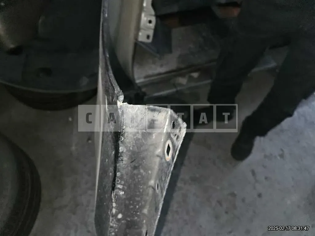 Photo 2 of 3: 2019 Mercedes-Benz (parts) E300 4Matic Fender — Korean insurance auction
