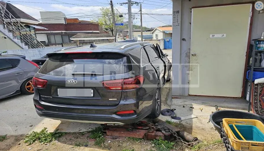 Photo 2 of 13: 2019 Kia Sorento 2.0 — Korean insurance auction