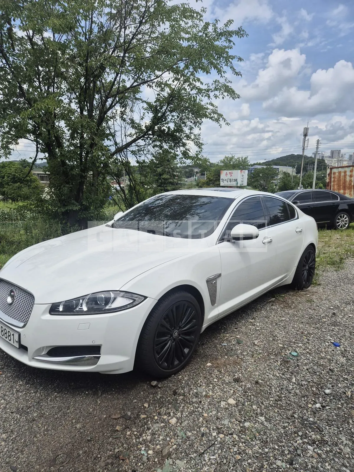 Photo 2 of 7: 2015 Jaguar XF 3.0SC, VIN SAJAJ06F8F8U69734 — Korean insurance auction