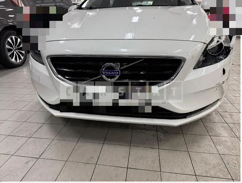 Photo 2 of 14: 2016 Volvo V40D3 — Korean insurance auction